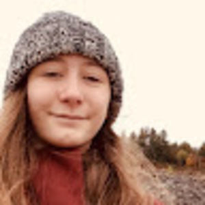 Meet your Posher, Iris